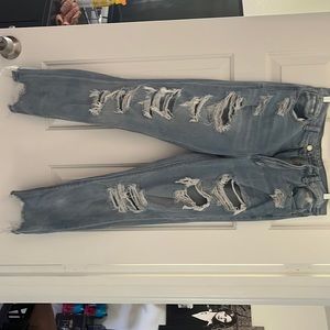 American eagle 2017 ripped cropped jeans!